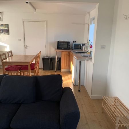 Claypits 1 Bedroom Annex, Private Bathroom, Peaceful Area מראה חיצוני תמונה