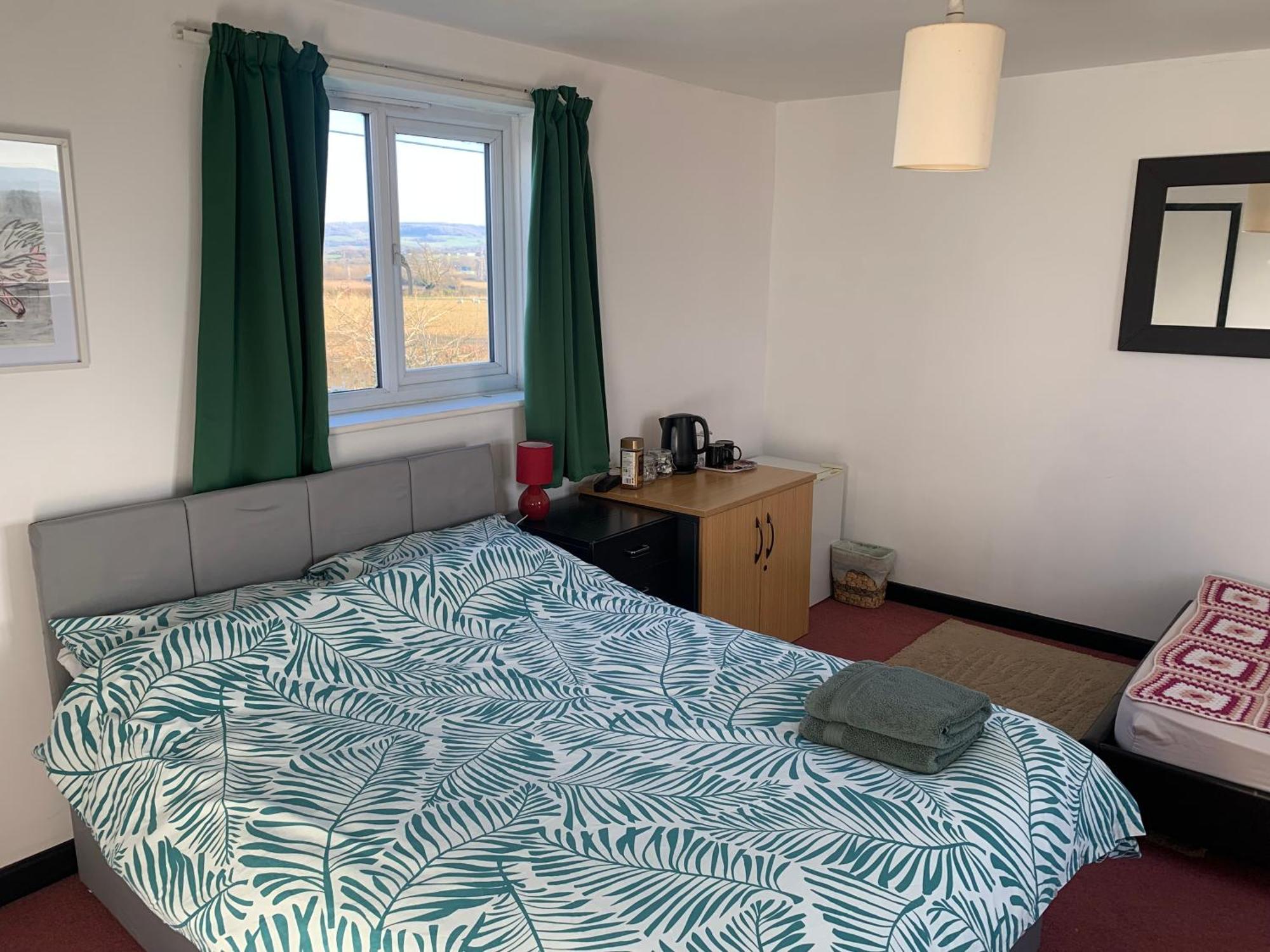 Claypits 1 Bedroom Annex, Private Bathroom, Peaceful Area מראה חיצוני תמונה